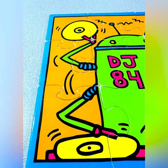 🚦🚦 Bundle 2 puzzles for $12 Mudpuppy 12 piece Bag Jigsaw Puzzle -DJ Robot - Picture 5 of 7